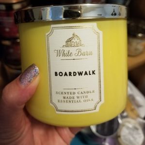 Bbw/ white barn boardwalk candle